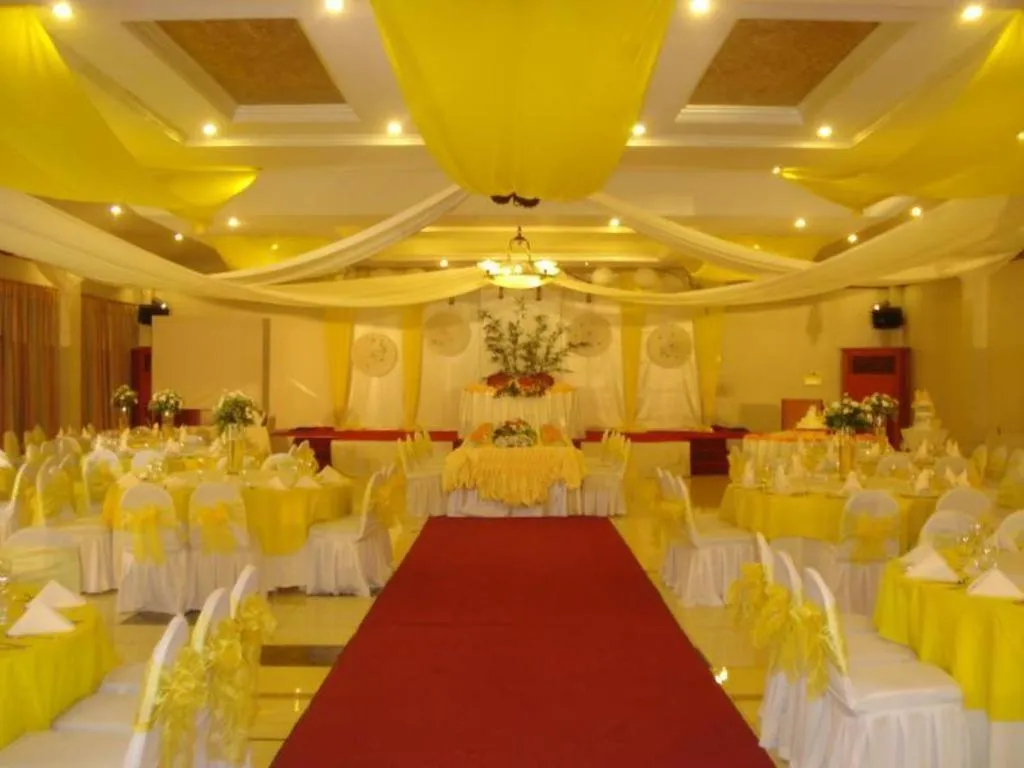 Alicia Hotel & Restaurant