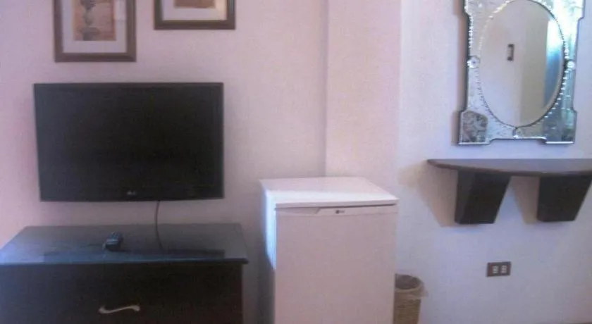 Alicia Hotel & Restaurant