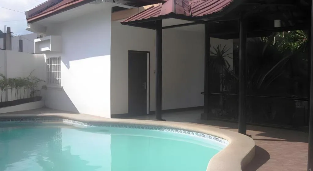 Alicia Hotel & Restaurant