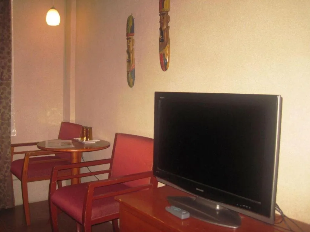 Alicia Hotel & Restaurant