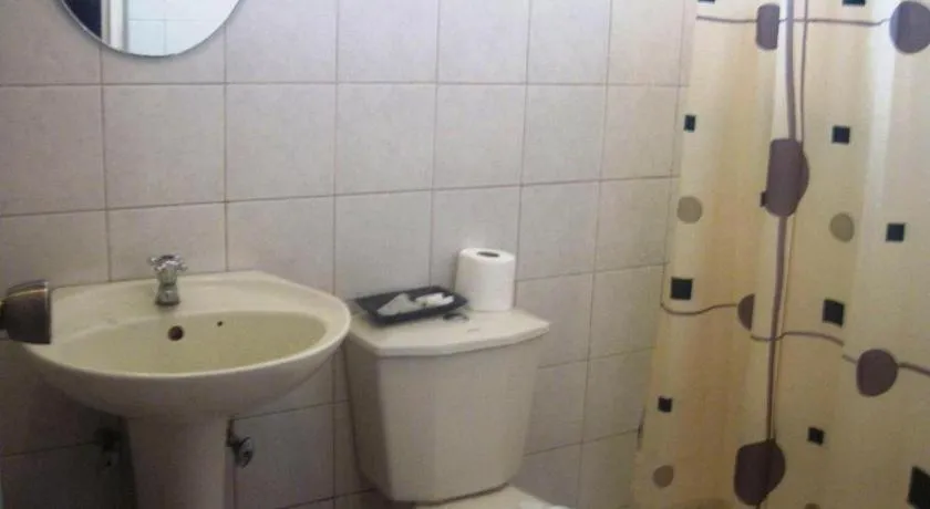 Alicia Hotel & Restaurant