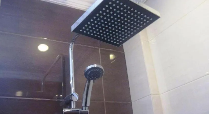 Alicia Hotel & Restaurant