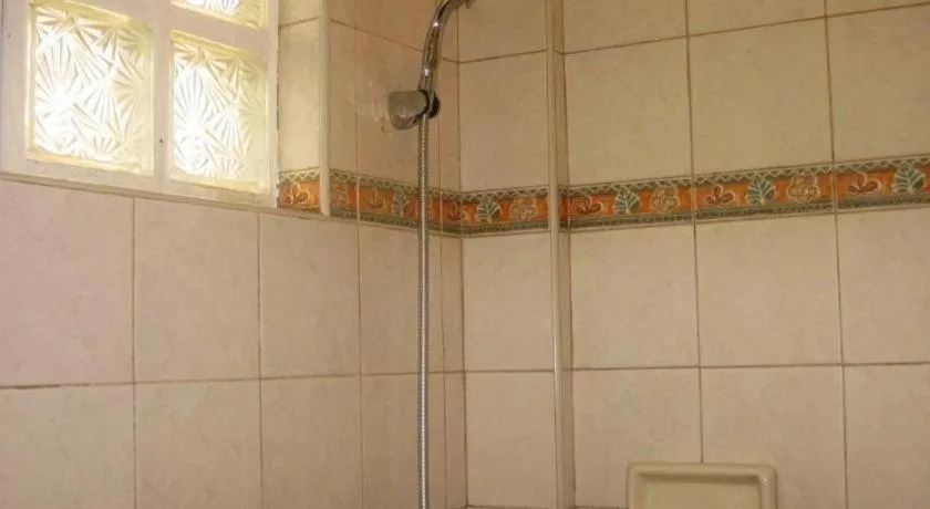 Alicia Hotel & Restaurant