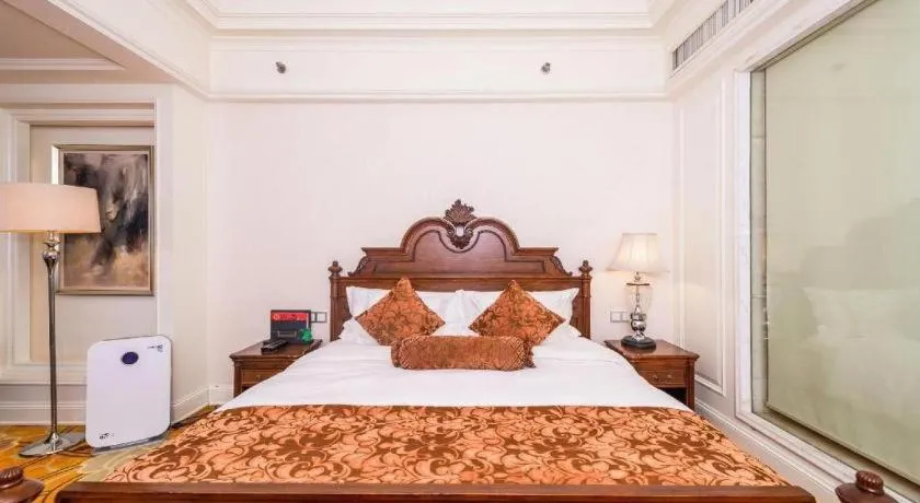 Bed in Zhengzhou Yiquan International Hotel