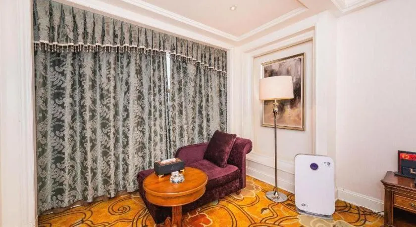 Zhengzhou Yiquan International Hotel