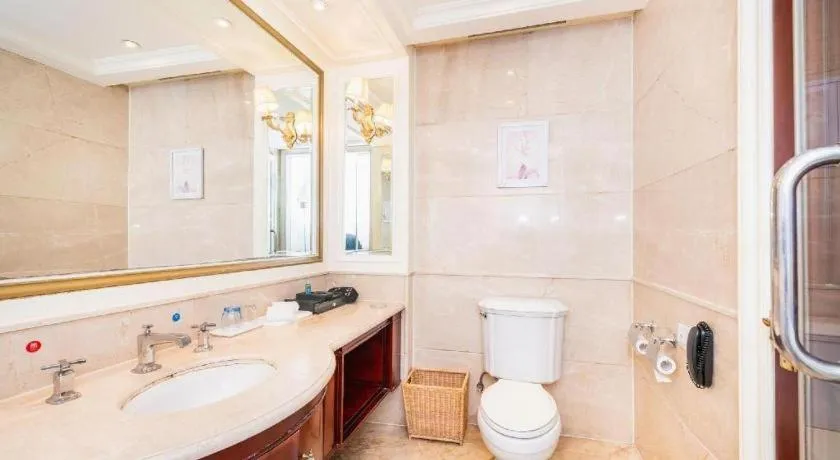 Zhengzhou Yiquan International Hotel