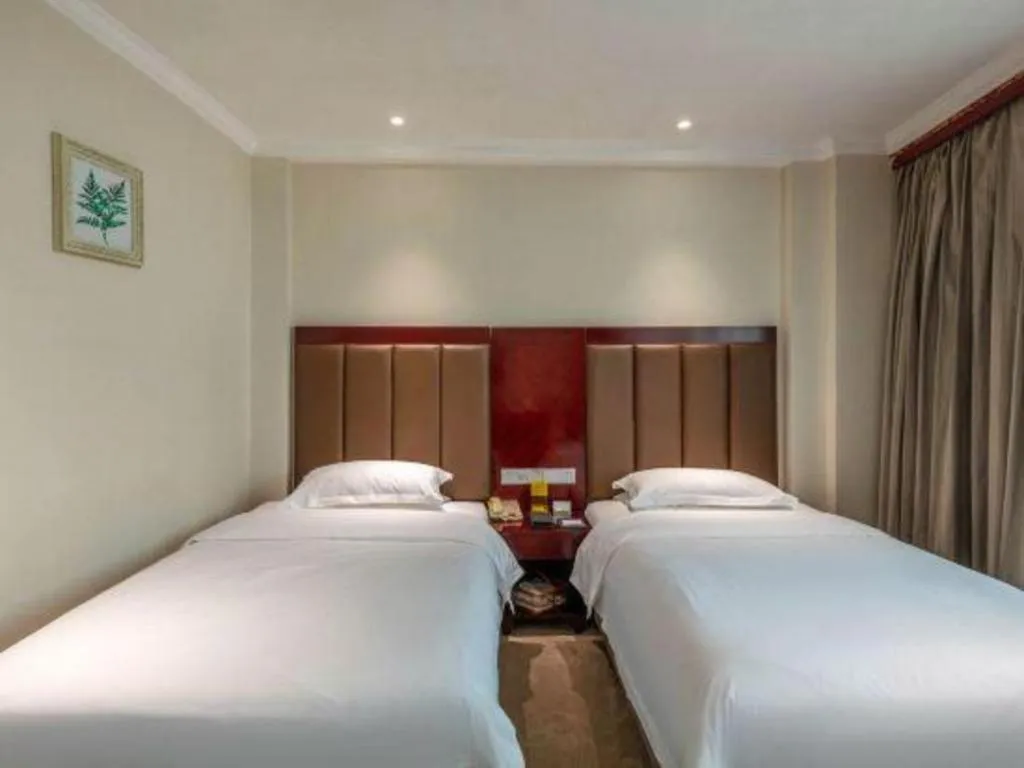 Bed in Jincheng Pacific Hotel