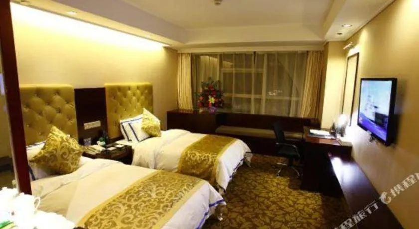 Bed in Jincheng Pacific Hotel