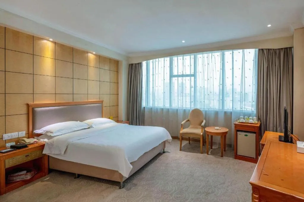 Bed in Jincheng Pacific Hotel