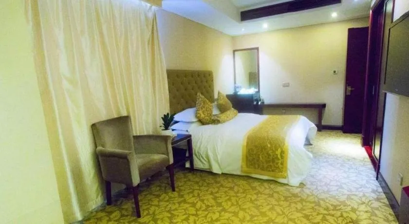 Bed in Jincheng Pacific Hotel