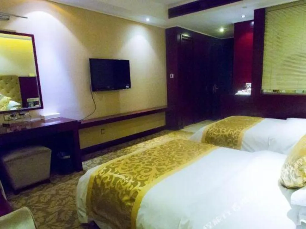 Bed in Jincheng Pacific Hotel