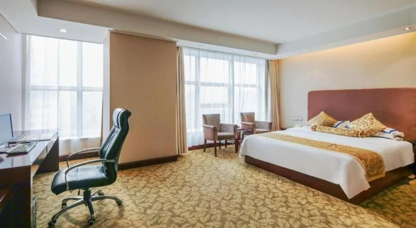 Bed in Jincheng Pacific Hotel