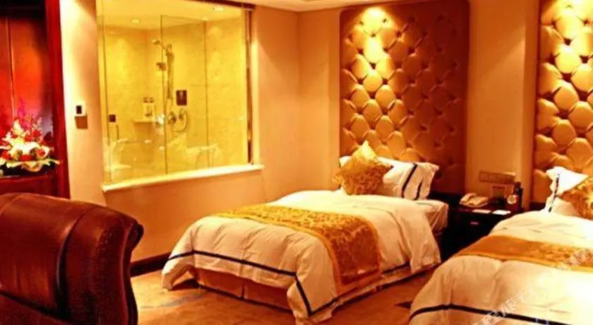 Bed in Jincheng Pacific Hotel