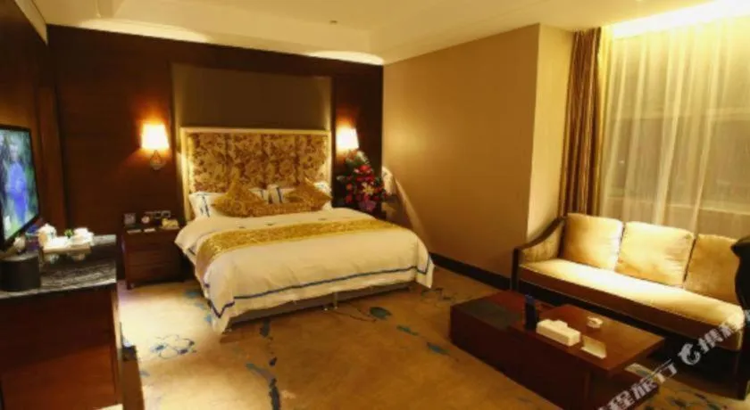 Bed in Jincheng Pacific Hotel