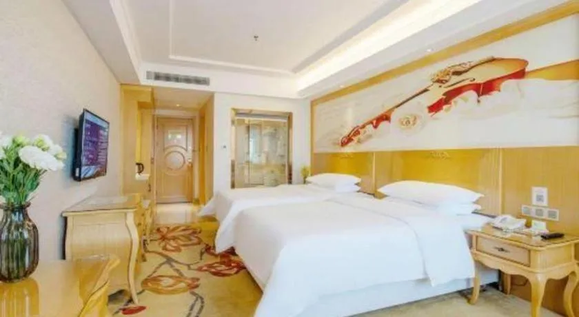 Bed in Guangna Hotel