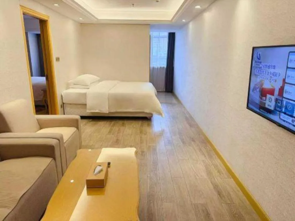 Bed in Guangna Hotel