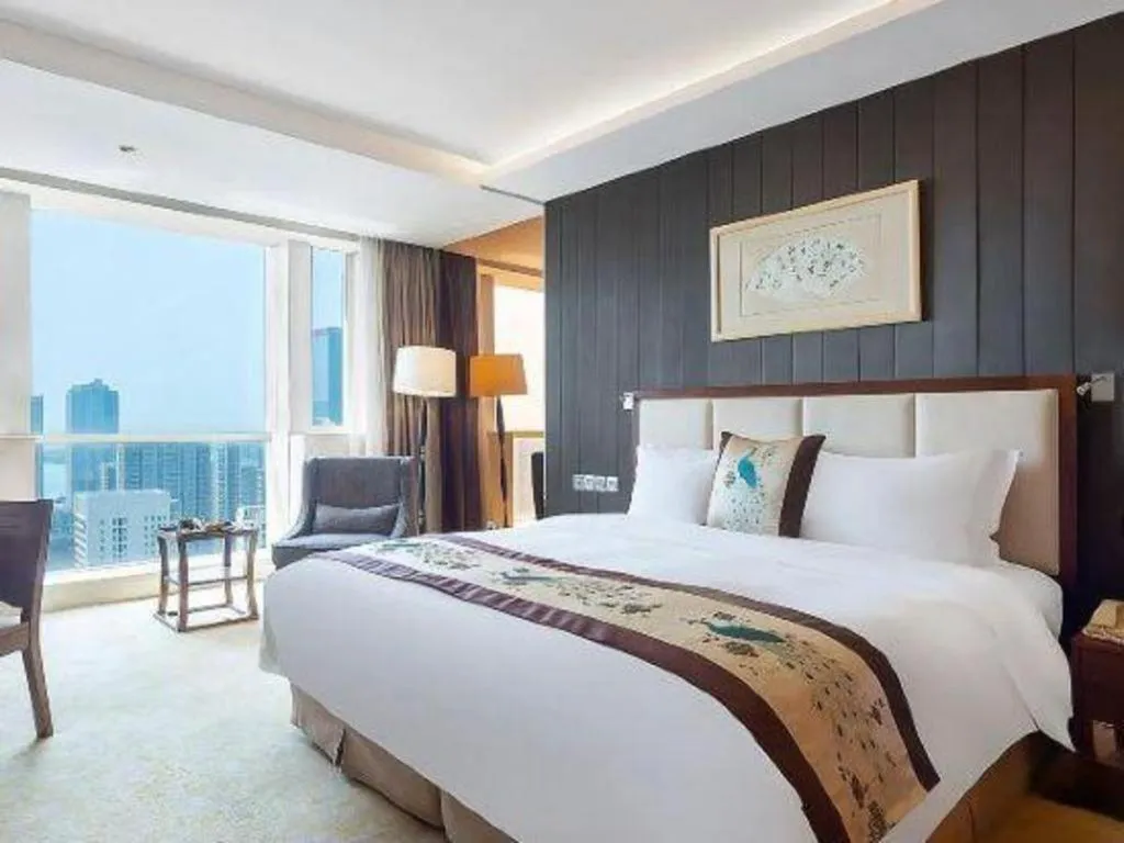 Bed in Qingdao Haidu Hotel