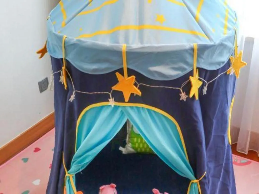 Bed in Qingdao Haidu Hotel