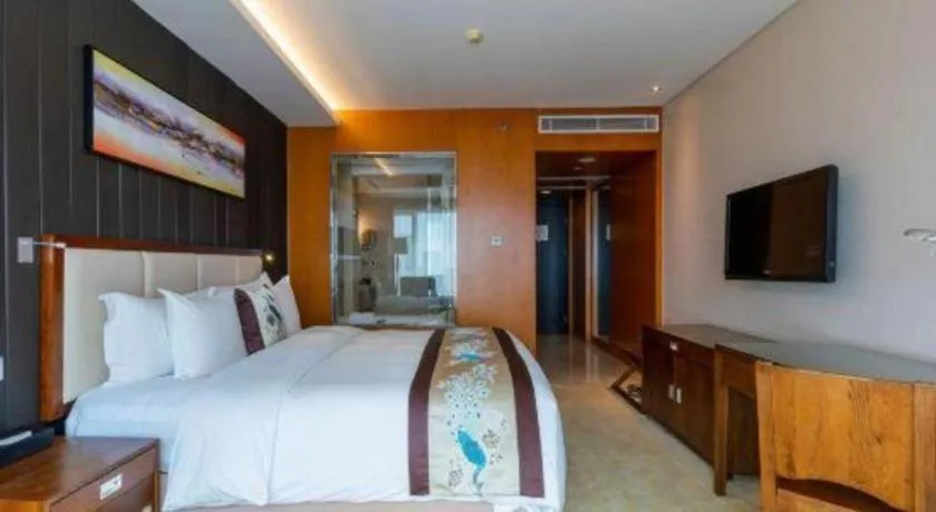 Bed in Qingdao Haidu Hotel