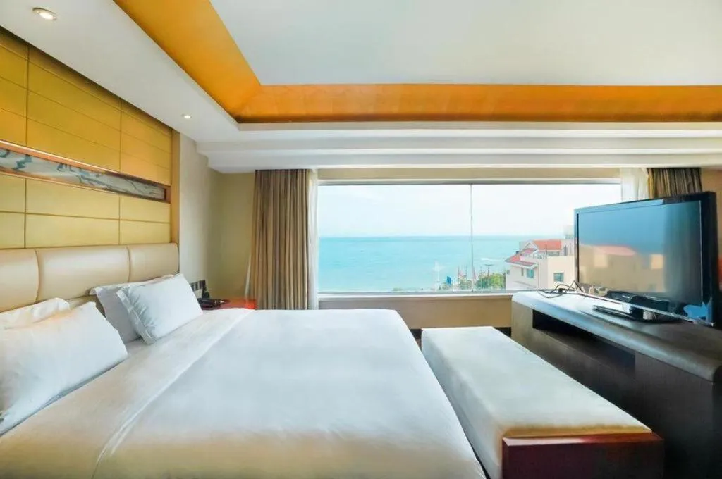 Bed in Grand Metropark Hotel Qingdao