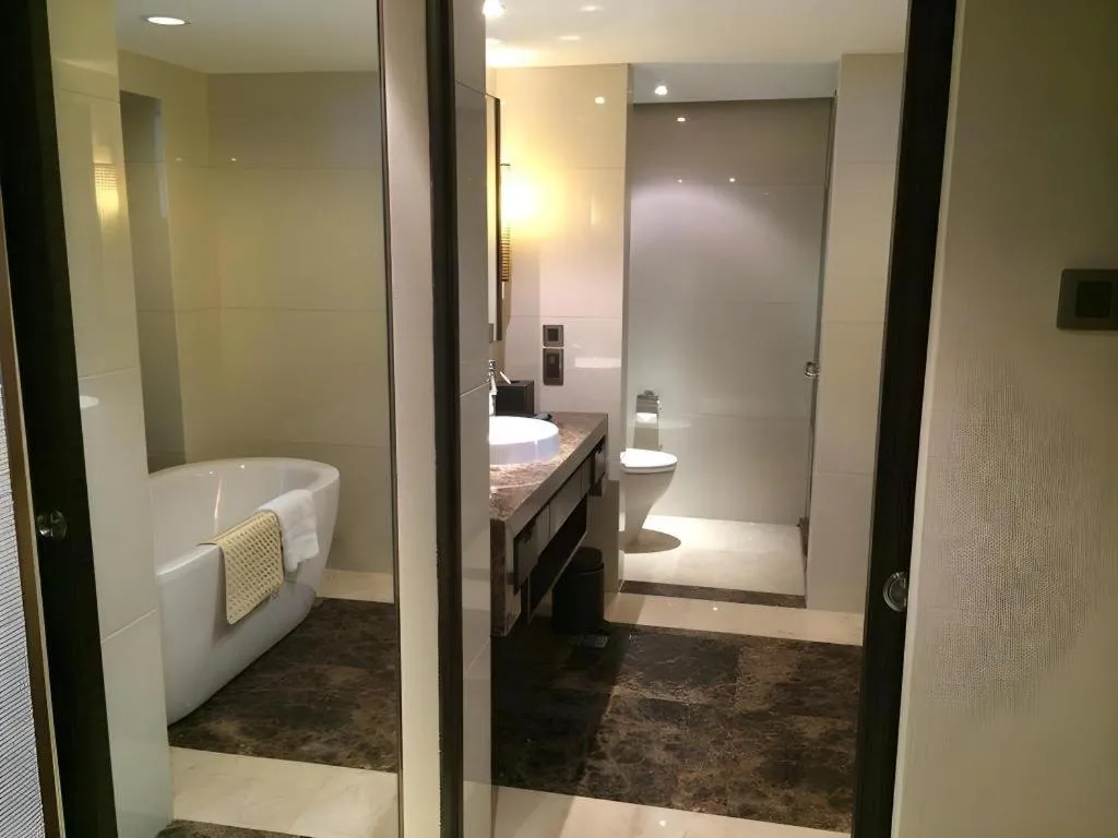 Grand Metropark Hotel Qingdao