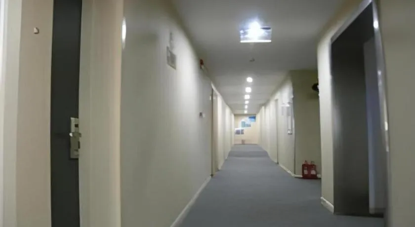 Super 8 Hotel Jinan Railway Station Square