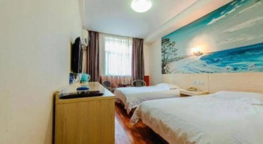 Bed in Super 8 Hotel Jinan Railway Station Square