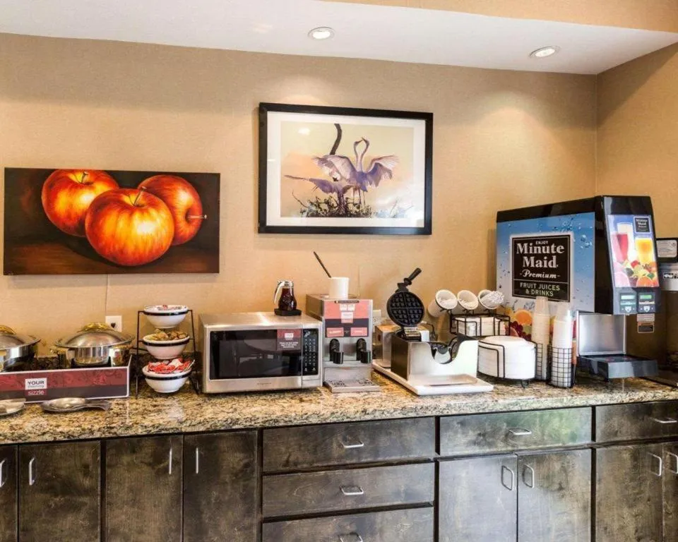 Comfort Inn & Suites Winnie