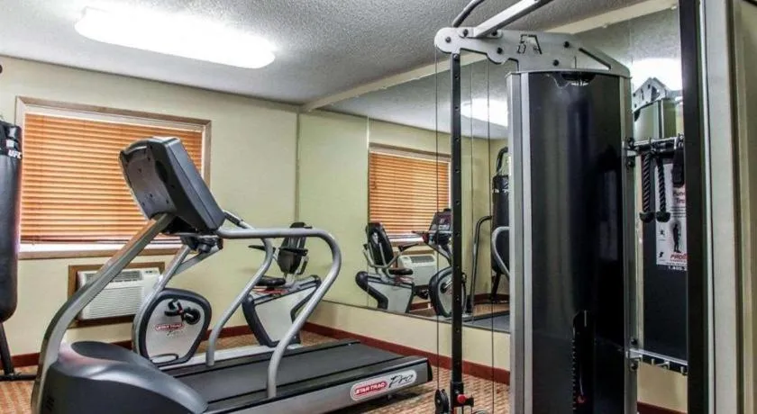 Quality Inn & Suites Davenport near I-80