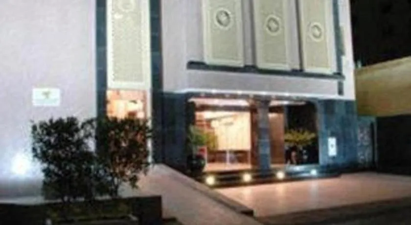 Sovereign Hotel - Marriage Certificate Required