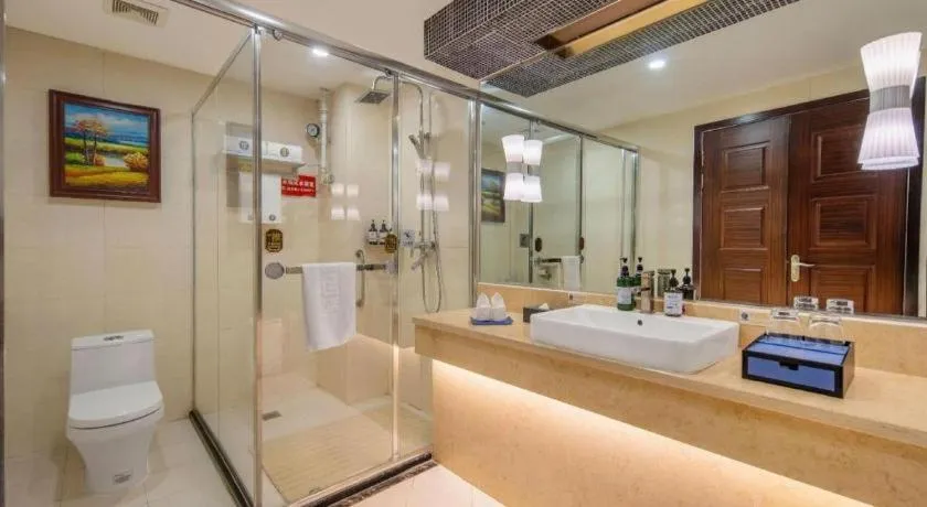 Aksu Pudong Holiday Hotel