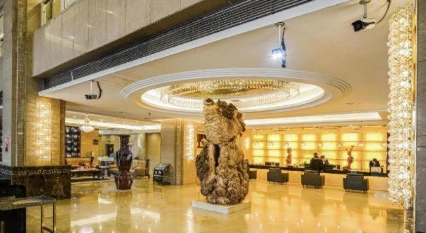 Aksu Pudong Holiday Hotel