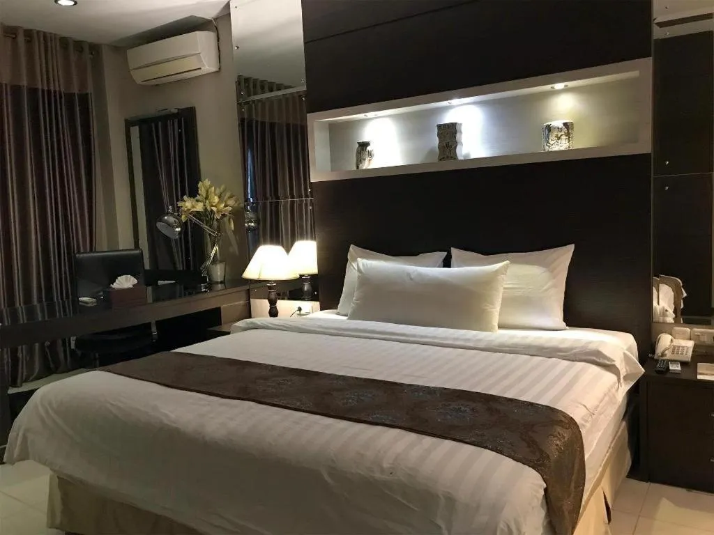 Bed in Mega Permata Hotel