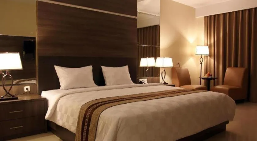 Bed in Mega Permata Hotel