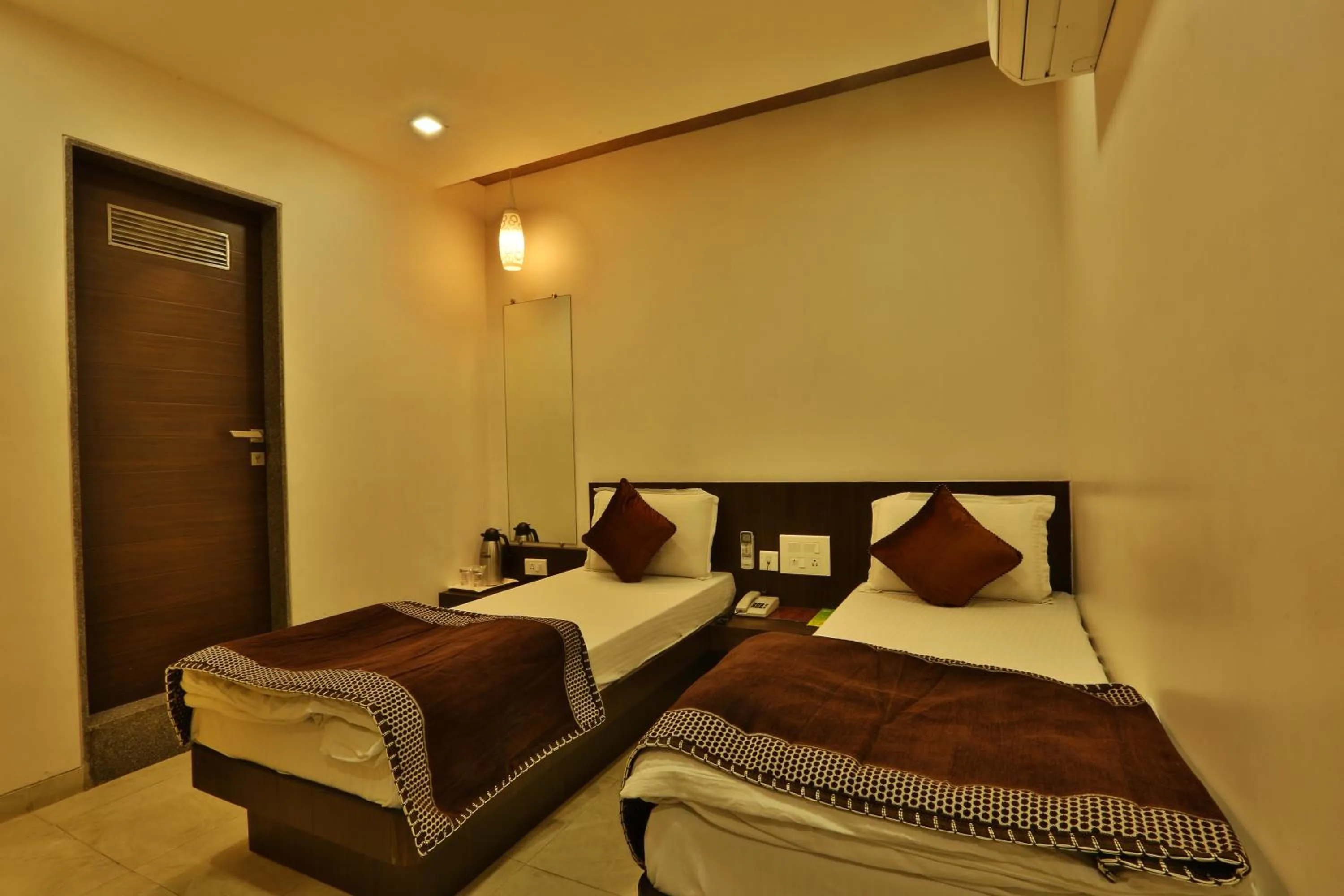 Bed in Hotel Kabir