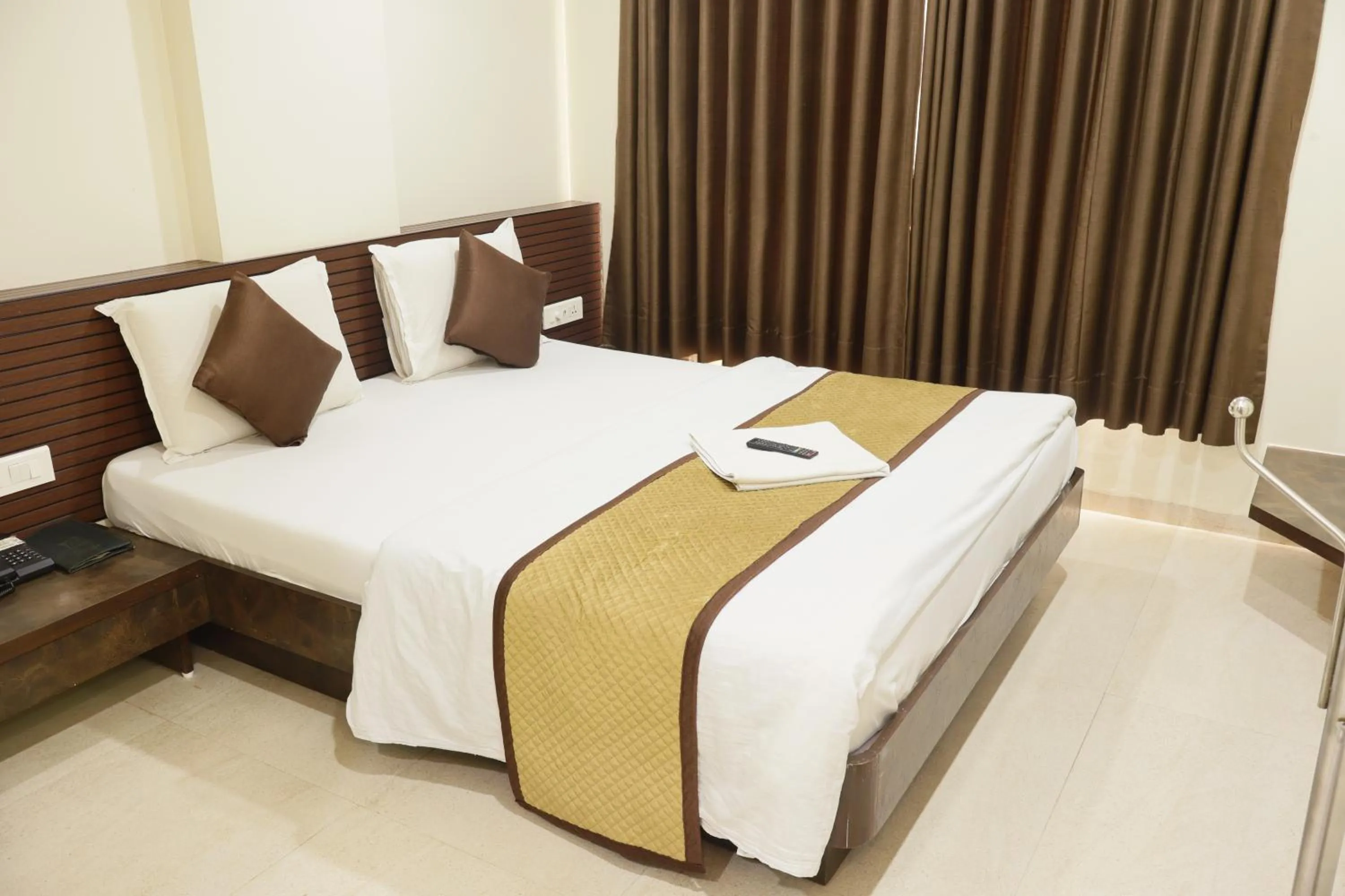 Bed in Hotel Kabir