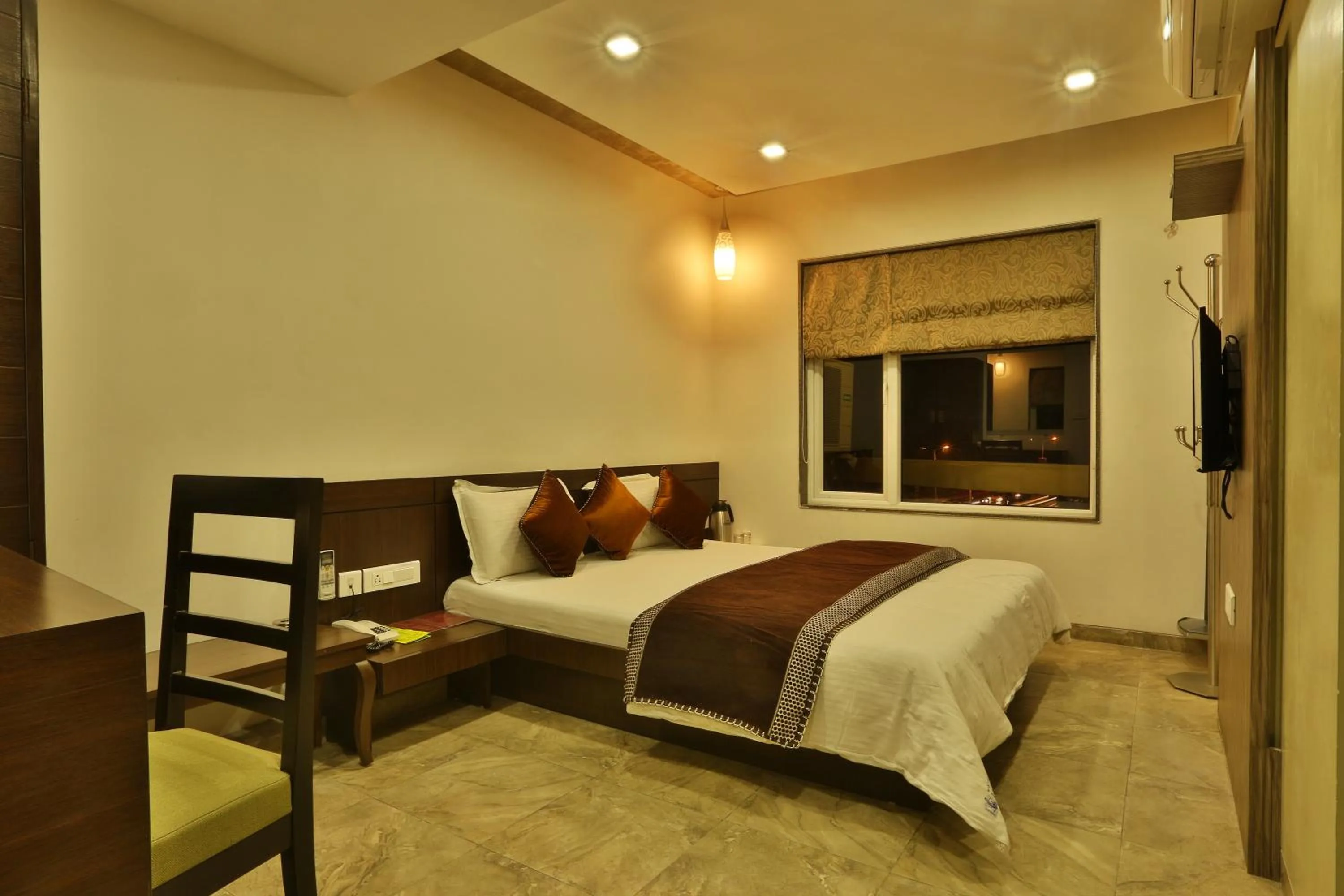 Bed in Hotel Kabir