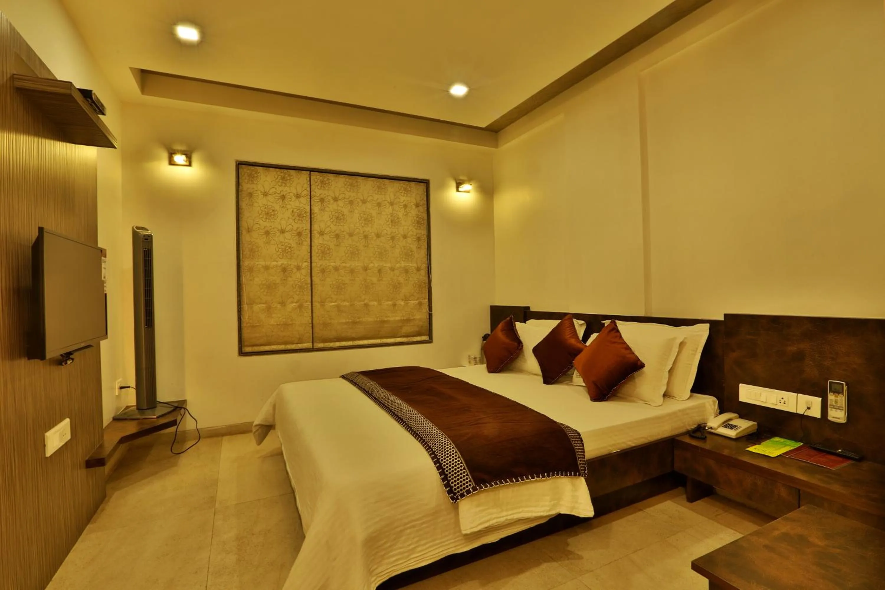 Bed in Hotel Kabir