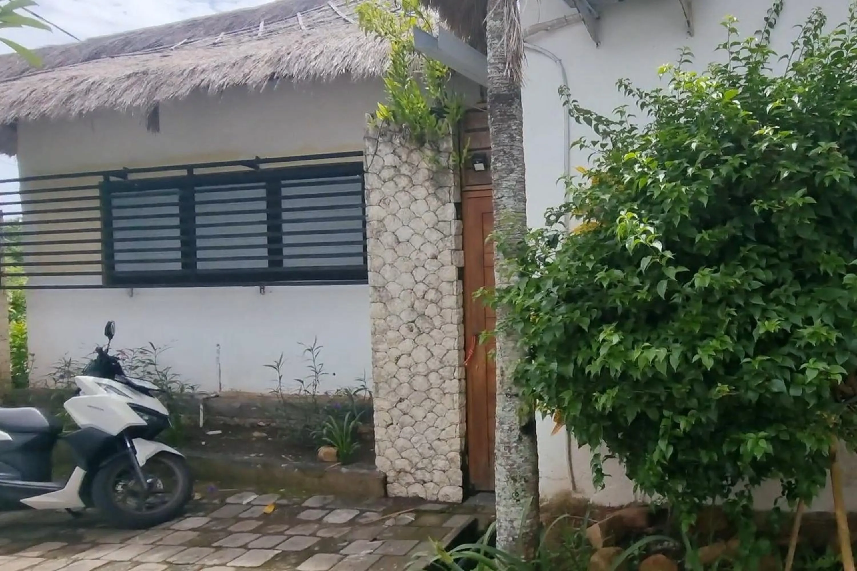 Property building in Tresna Villa 9