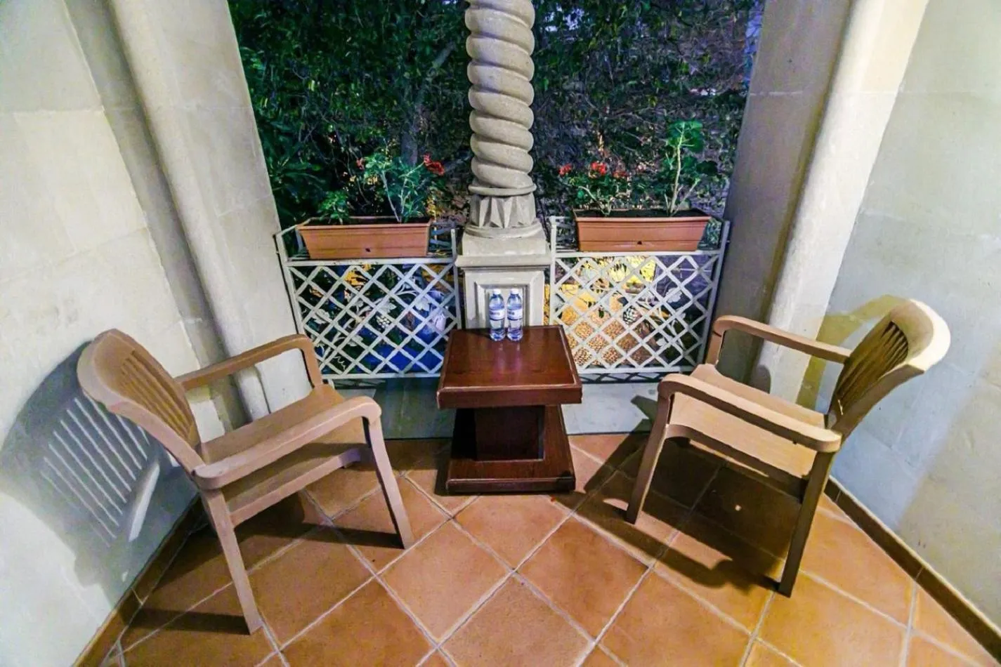 Seating area in Deniz İnn Hotel