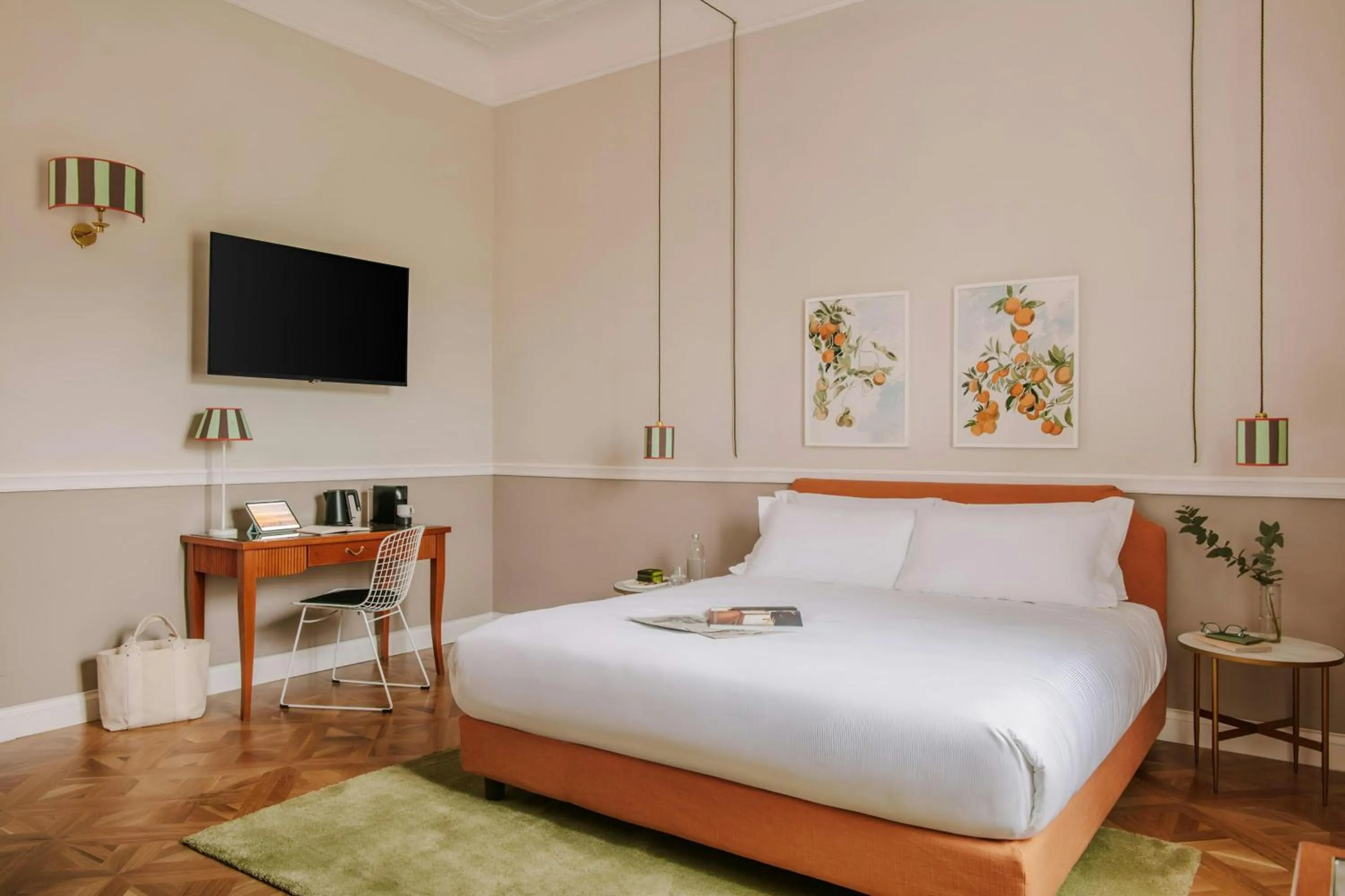 Bedroom, Bed in The Sonetto Hotel Piazza Santa Croce, Sonder by Marriott Bonvoy