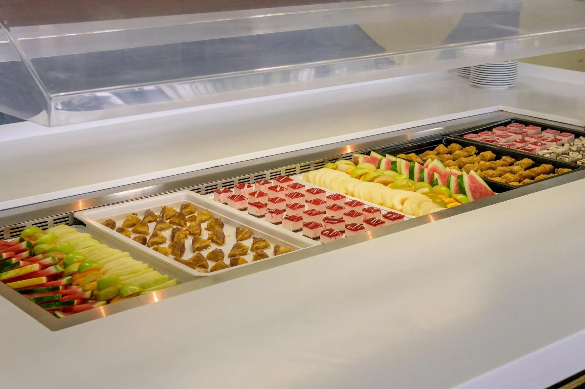 Restaurant/places to eat in Aqua Sun Village