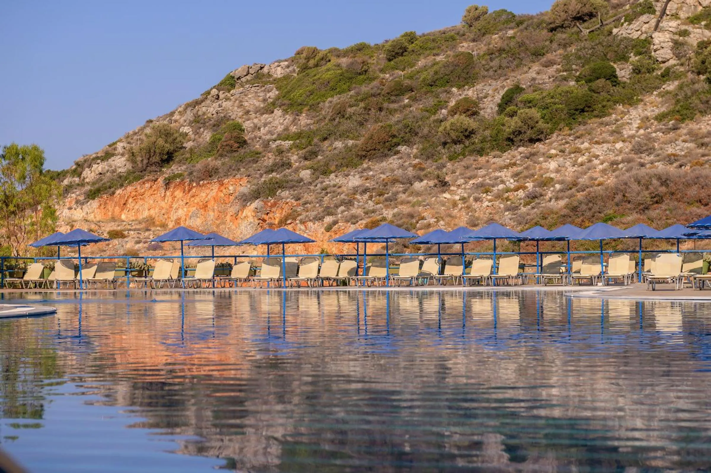 Swimming pool in Aqua Sun Village