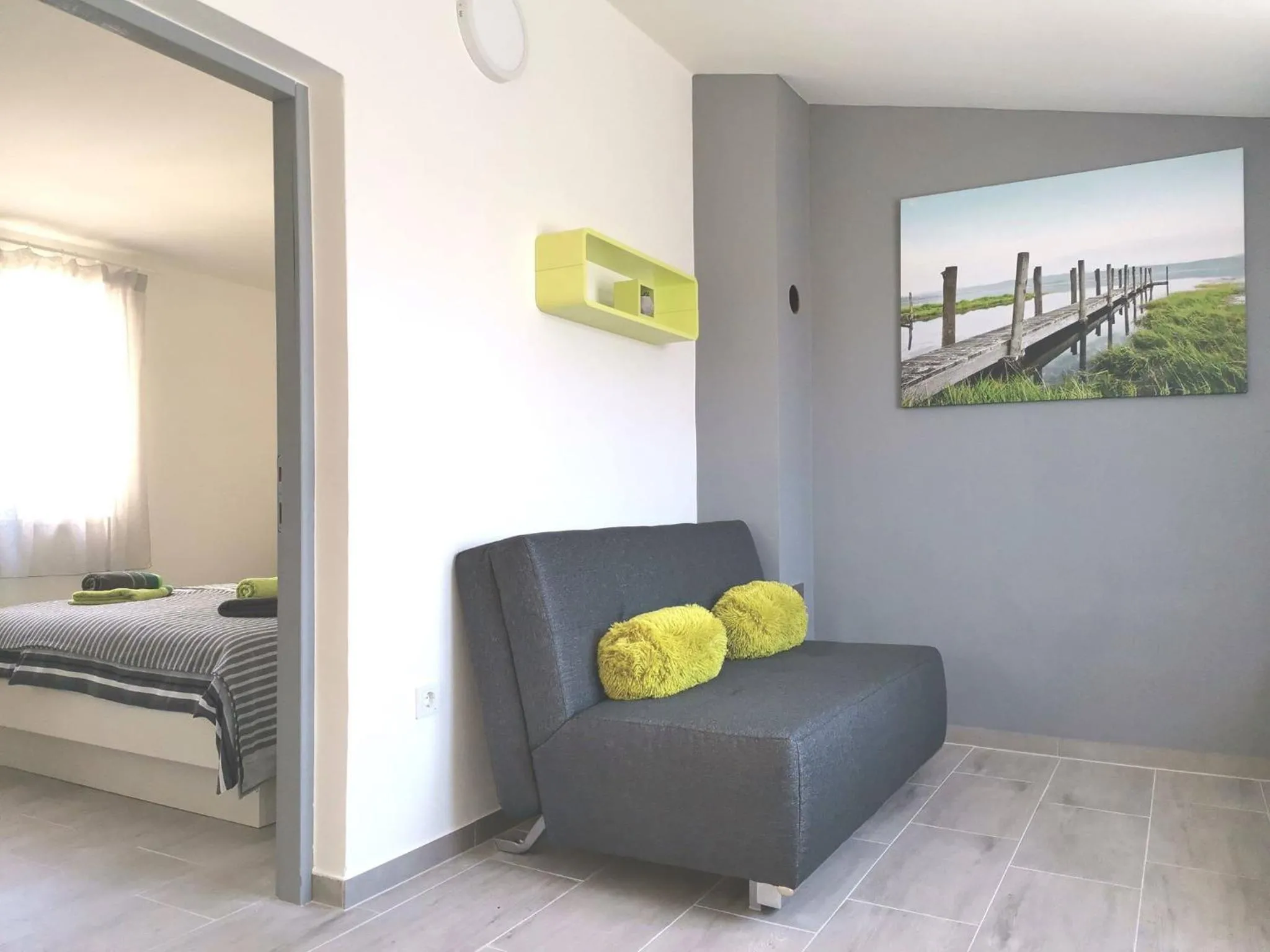 Bed in Apartments Regi Medulin