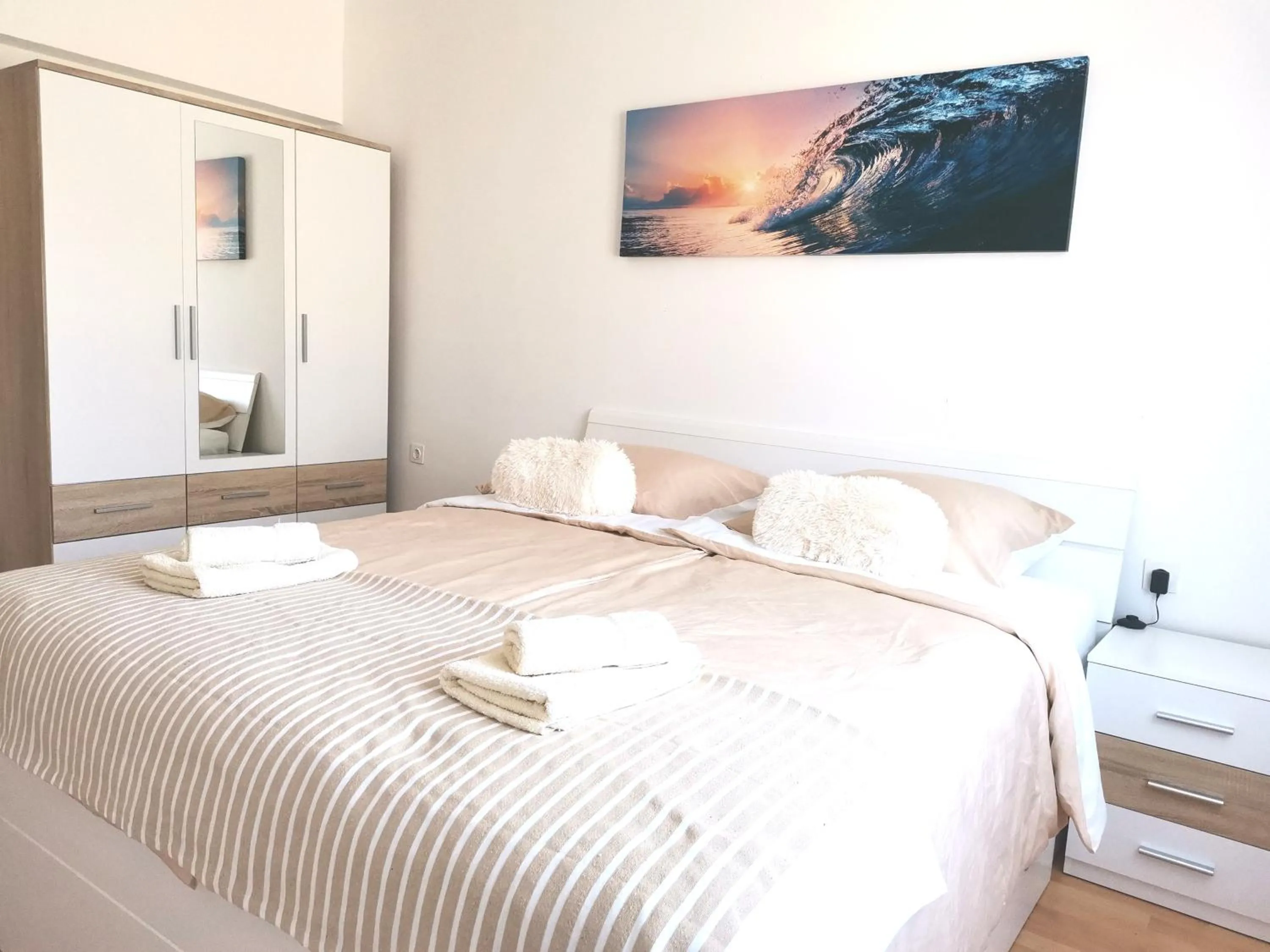 Bed in Apartments Regi Medulin