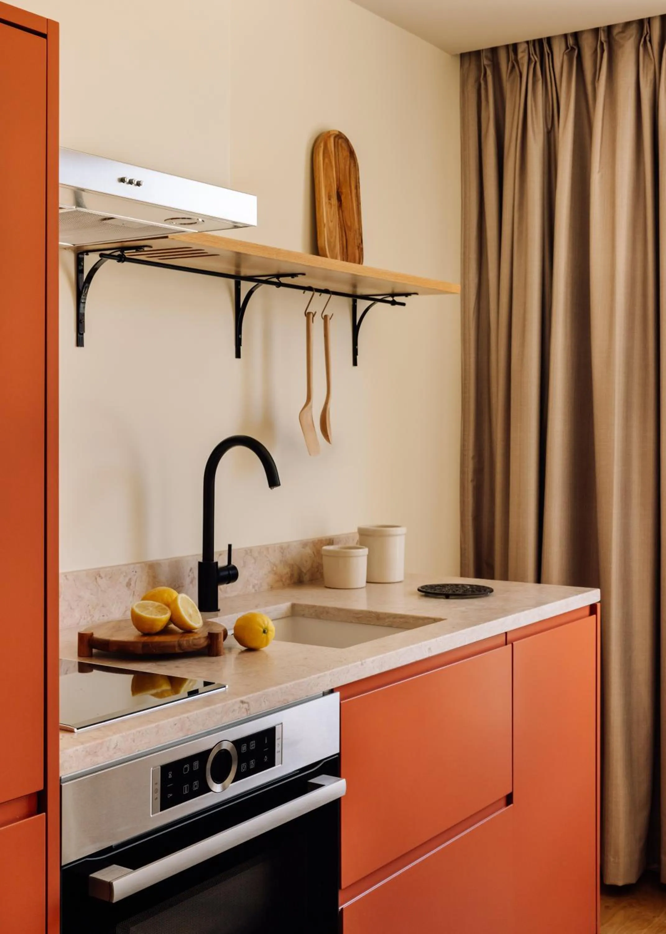 Kitchen or kitchenette in Locke de Santa Joana