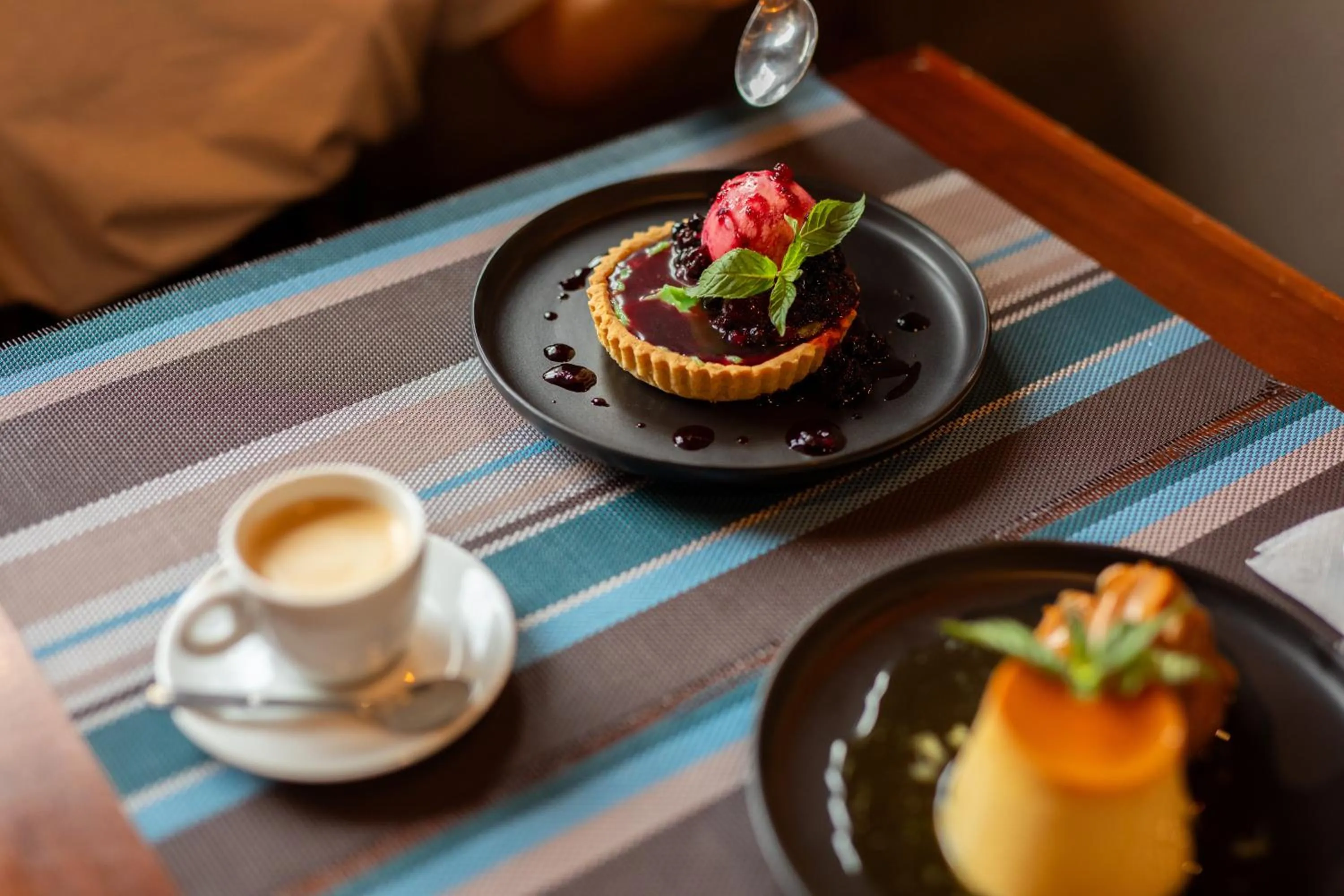 Restaurant/places to eat in Smart Hotel Montevideo