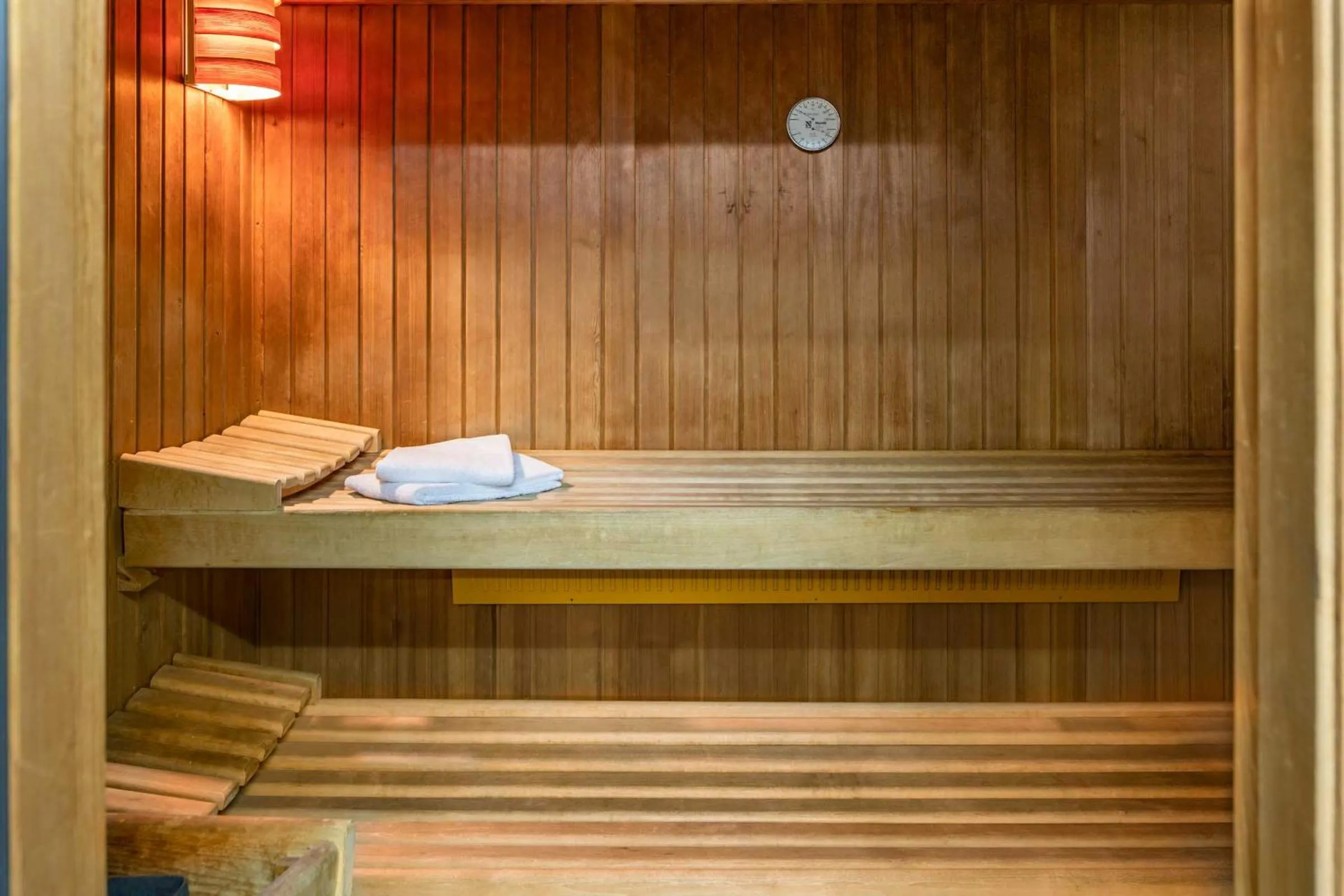 Sauna in Astoria City Resort