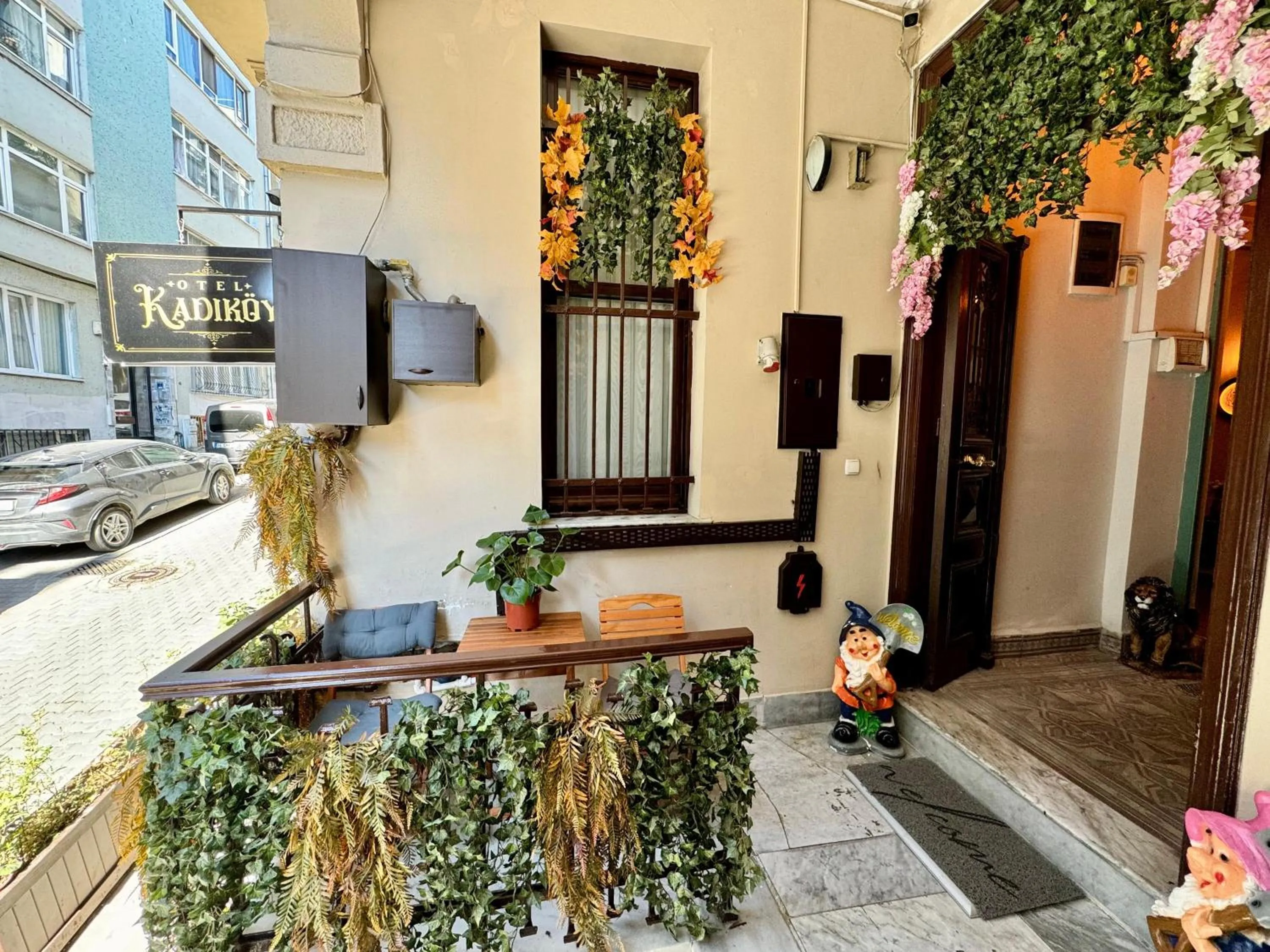 Property building in Otel Kadıköy