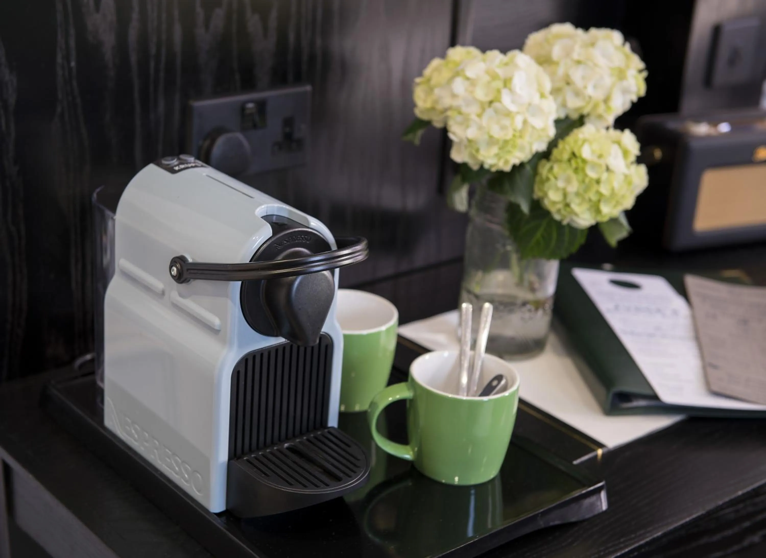 Coffee/tea facilities in Judges Court